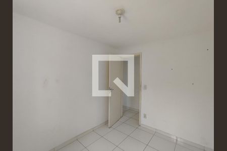 Quarto 1 de apartamento para alugar com 2 quartos, 45m² em Jardim Vista Alegre, Ferraz de Vasconcelos