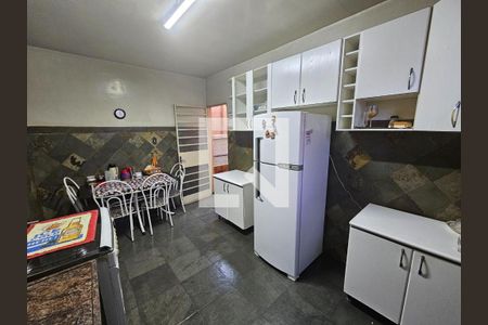 Casa à venda com 4 quartos, 110m² em Conjunto Helena Antipoff, Belo Horizonte