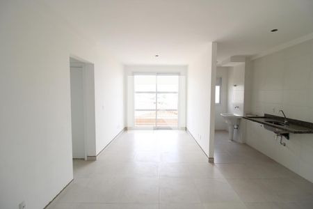 Sala / Cozinha de apartamento à venda com 2 quartos, 55m² em Vila Pita, São Paulo