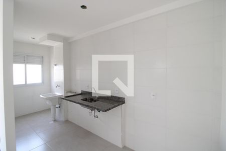 Sala / Cozinha de apartamento à venda com 2 quartos, 55m² em Vila Pita, São Paulo