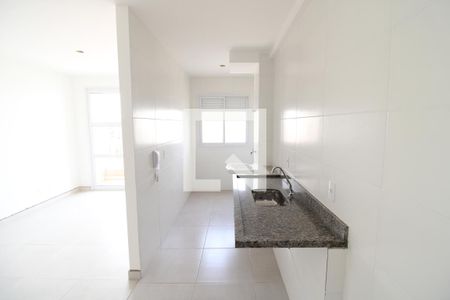 Sala / Cozinha de apartamento à venda com 2 quartos, 55m² em Vila Pita, São Paulo