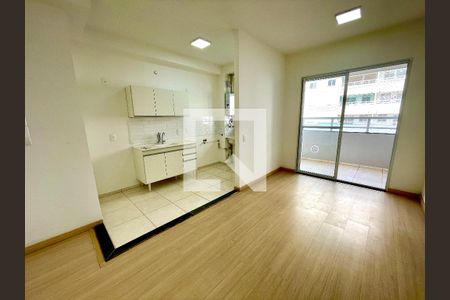 Sala de apartamento para alugar com 3 quartos, 60m² em Jardim Carlos Gomes, Jundiaí