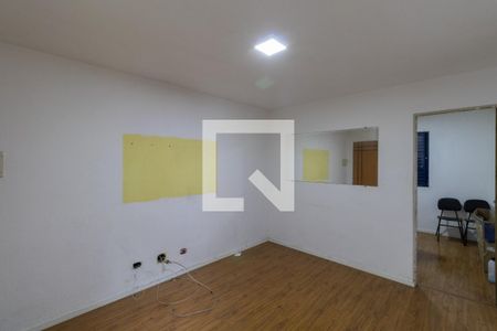 Sala de apartamento para alugar com 2 quartos, 45m² em Conjunto Residencial José Bonifácio, São Paulo