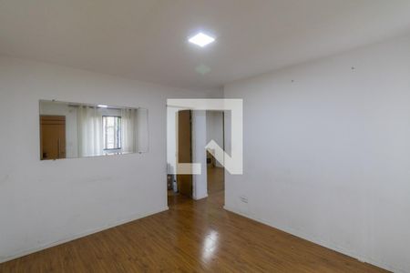 Sala de apartamento para alugar com 2 quartos, 45m² em Conjunto Residencial José Bonifácio, São Paulo