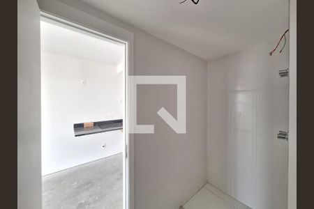 Banheiro de apartamento à venda com 1 quarto, 28m² em Pompeia, São Paulo