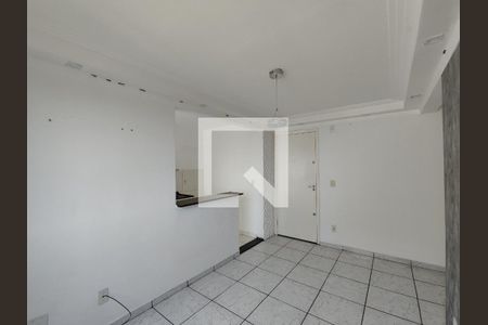 Sala de apartamento para alugar com 2 quartos, 42m² em Jardim Vista Alegre, Ferraz de Vasconcelos