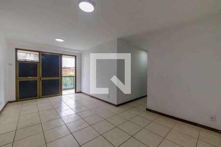 Sala de apartamento para alugar com 2 quartos, 70m² em Barra da Tijuca, Rio de Janeiro