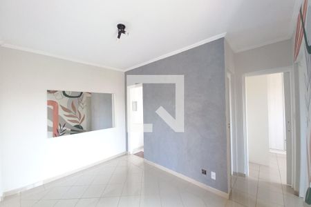 Sala  de apartamento para alugar com 2 quartos, 52m² em Vila Lemos, Campinas