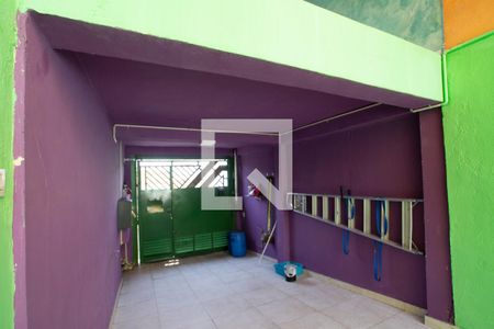 Casa à venda com 127m², 4 quartos e 3 vagas Casa à venda com 127m², 4 quartos e 3 vagasGaragem