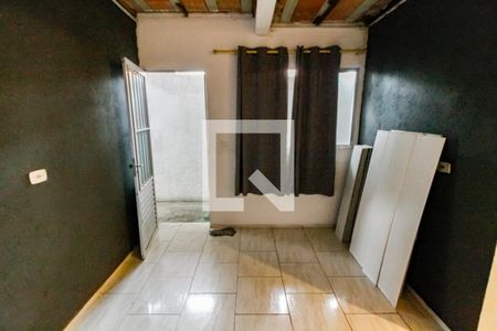 Sala de casa para alugar com 1 quarto, 48m² em Jardim Pazini, Taboão da Serra