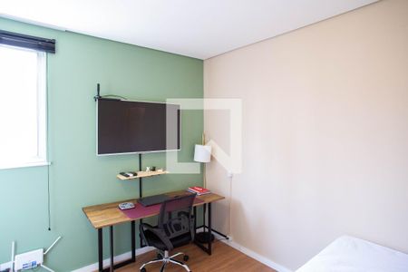 Sala/Quarto de apartamento para alugar com 1 quarto, 30m² em Sagrada Família, Belo Horizonte