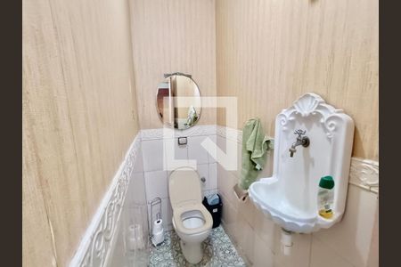 Lavabo  de apartamento à venda com 4 quartos, 200m² em Ipanema, Rio de Janeiro