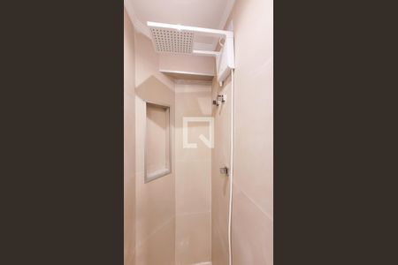 Studio à venda com 51m², 1 quarto e 1 vaga Studio à venda com 51m², 1 quarto e 1 vagaBanheiro