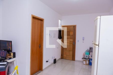 Sala/Cozinha de apartamento para alugar com 1 quarto, 52m² em Vila Euthalia, São Paulo