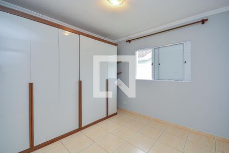 Quarto 1 de casa para alugar com 2 quartos, 65m² em Vila Arriete, São Paulo