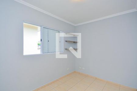 Quarto 2 de casa para alugar com 2 quartos, 65m² em Vila Arriete, São Paulo