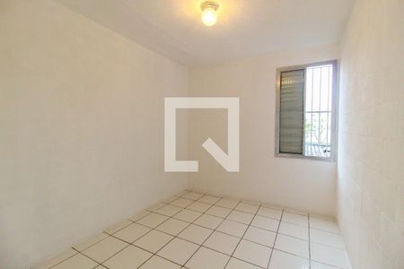 Quarto 2 de apartamento para alugar com 2 quartos, 60m² em Conjunto Residencial José Bonifácio, São Paulo