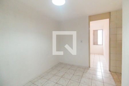 Sala de apartamento para alugar com 2 quartos, 60m² em Conjunto Residencial José Bonifácio, São Paulo