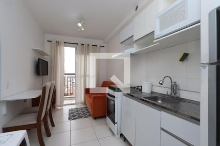 Sala de apartamento para alugar com 1 quarto, 28m² em Vila Tolstoi, São Paulo