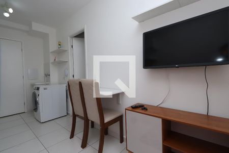 Sala de apartamento para alugar com 1 quarto, 28m² em Vila Tolstoi, São Paulo