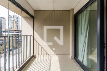 Varanda de kitnet/studio à venda com 1 quarto, 27m² em Sumaré, São Paulo