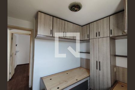 Quarto 2 de apartamento para alugar com 2 quartos, 42m² em Jardim Vista Alegre, Ferraz de Vasconcelos