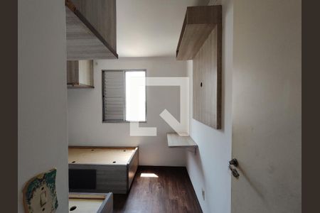 Quarto 2 de apartamento para alugar com 2 quartos, 42m² em Jardim Vista Alegre, Ferraz de Vasconcelos