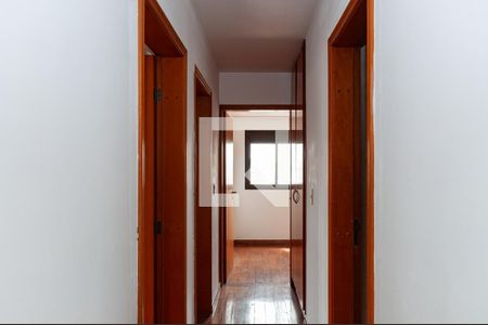 Corredor de apartamento à venda com 3 quartos, 97m² em Vila Romana, São Paulo