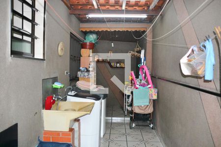 Casa à venda com 119m², 2 quartos e 2 vagas Casa à venda com 119m², 2 quartos e 2 vagasÁrea de Serviço