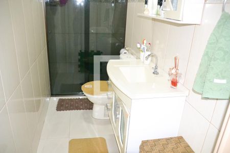 Casa à venda com 119m², 2 quartos e 2 vagas Casa à venda com 119m², 2 quartos e 2 vagasBanheiro