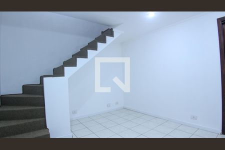 Sala de casa à venda com 3 quartos, 80m² em Conjunto Residencial Sitio Oratório, São Paulo