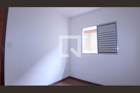 Quarto 2 de casa à venda com 3 quartos, 80m² em Conjunto Residencial Sitio Oratório, São Paulo