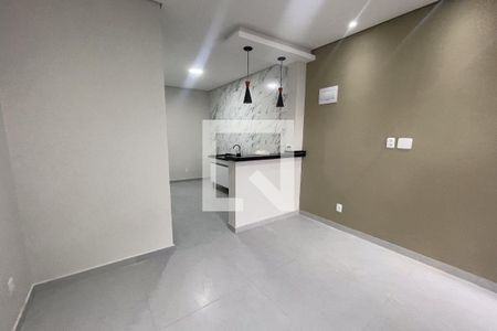 Sala de casa para alugar com 1 quarto, 60m² em Jardim Vinte E Cinco de Agosto, Duque de Caxias