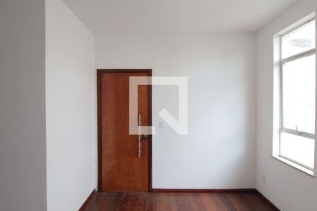 Sala de apartamento para alugar com 3 quartos, 180m² em Vila Paquetá, Belo Horizonte