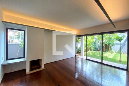 Sala de casa de condomínio à venda com 3 quartos, 286m² em Jardim Santa Marcelina, Campinas