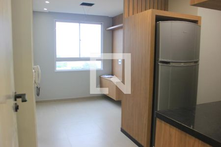 Sala de apartamento para alugar com 2 quartos, 38m² em Vila das Bandeiras, Guarulhos