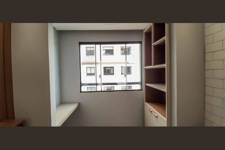 Sala de apartamento à venda com 1 quarto, 24m² em Bonfim, Osasco