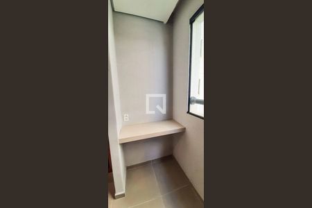 Sala de apartamento à venda com 1 quarto, 24m² em Bonfim, Osasco