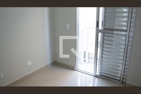 Quarto 2 de apartamento para alugar com 2 quartos, 40m² em Centro Alto, Ribeirão Pires