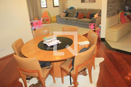 Sala de apartamento para alugar com 3 quartos, 170m² em Vila Galvão, Guarulhos