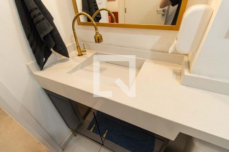 Banheiro de apartamento à venda com 1 quarto, 26m² em Sé, São Paulo