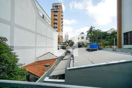 Vista da sala de casa de condomínio para alugar com 1 quarto, 43m² em Chácara Santo Antônio (zona Leste), São Paulo