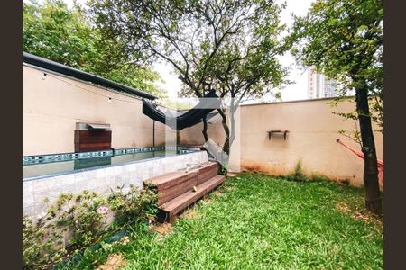 Quintal  de casa à venda com 4 quartos, 186m² em Jardim Ester, São Paulo