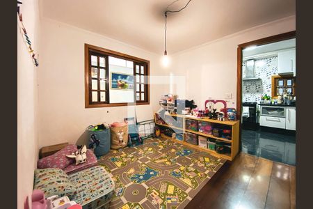 Sala  de casa à venda com 4 quartos, 186m² em Jardim Ester, São Paulo