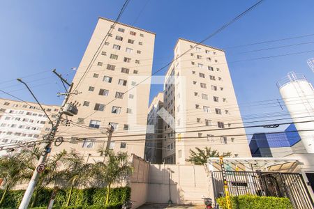 Apartamento à venda com 41m², 1 quarto e sem vaga Apartamento à venda com 41m², 1 quarto e sem vagaFachada