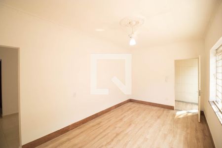 Sala de casa para alugar com 3 quartos, 200m² em Jardim Leonor, Campinas