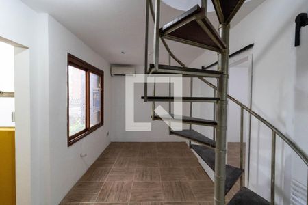 Sala de apartamento para alugar com 1 quarto, 100m² em Partenon, Porto Alegre