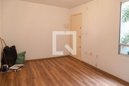 Sala de apartamento para alugar com 2 quartos, 40m² em Água Chata, Guarulhos