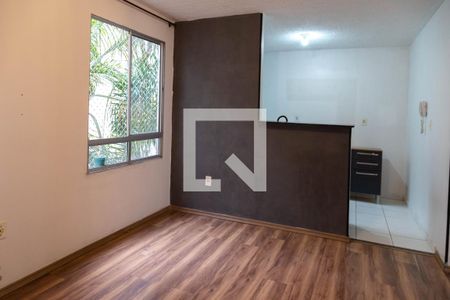 Sala de apartamento para alugar com 2 quartos, 40m² em Água Chata, Guarulhos