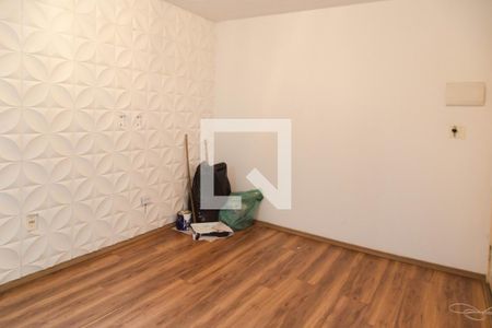 Sala de apartamento para alugar com 2 quartos, 40m² em Água Chata, Guarulhos